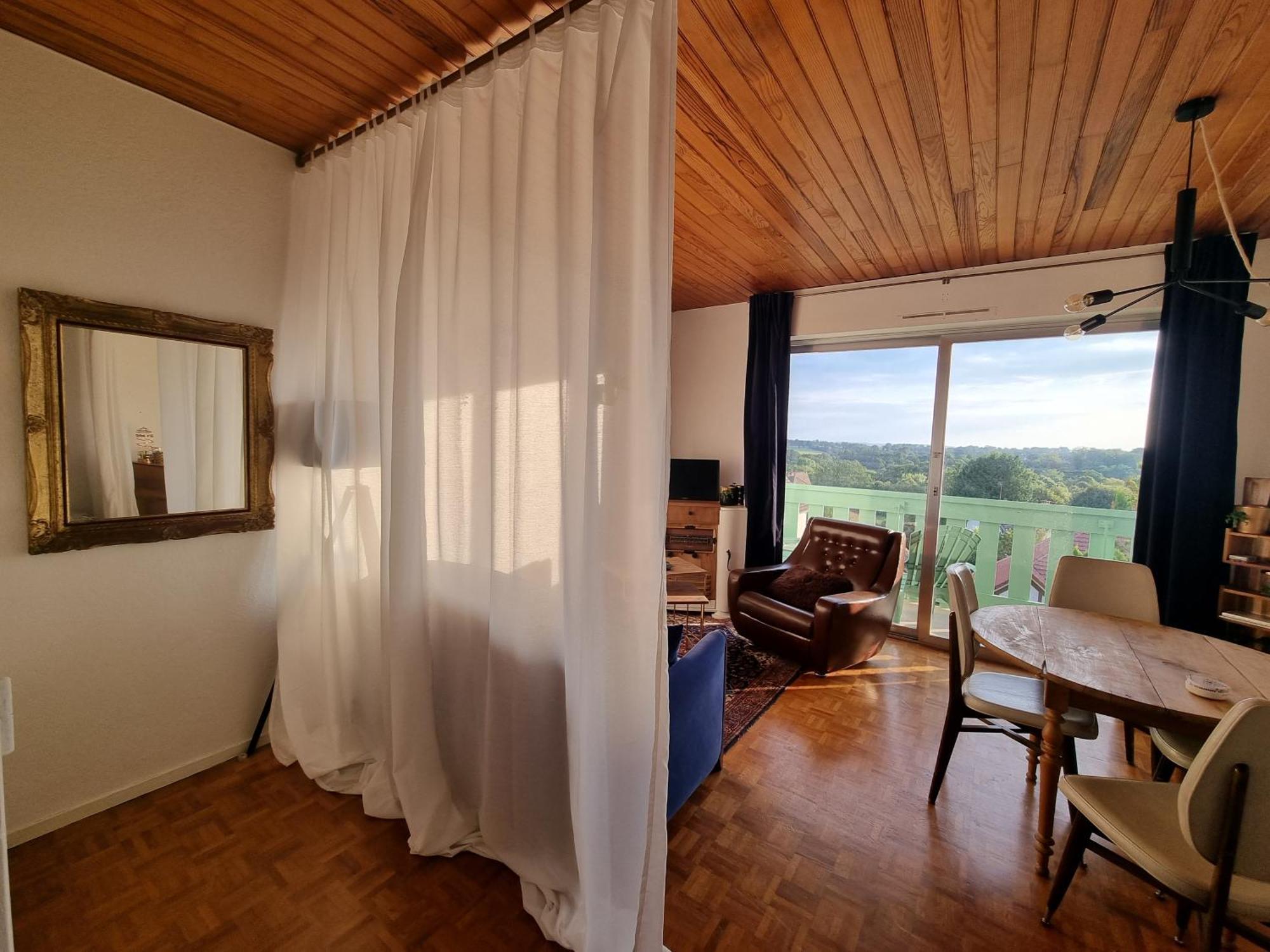 Studio Avec Superbe Vue 5Min A Pied Des Thermes Bagnoles de l'Orne Normandie Bagian luar foto